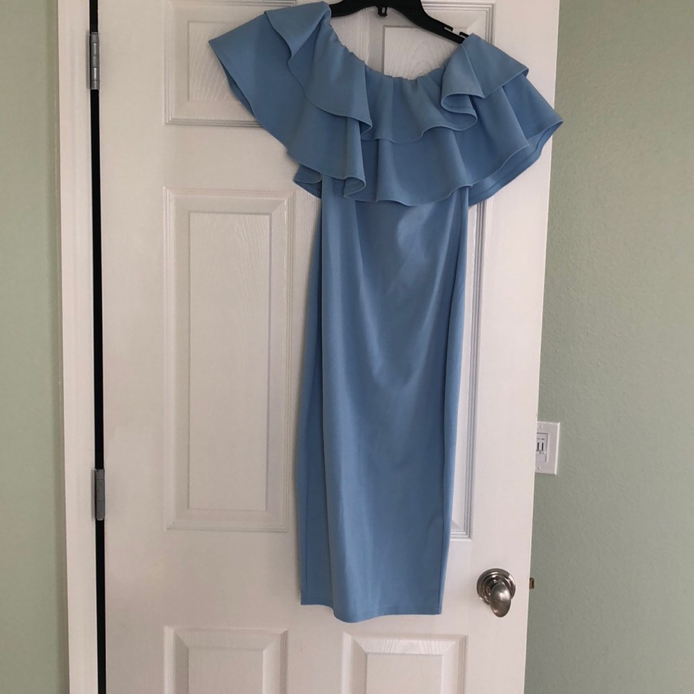 Off the shoulder ruffle midi